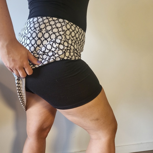 Dress - Picture 3 of 6